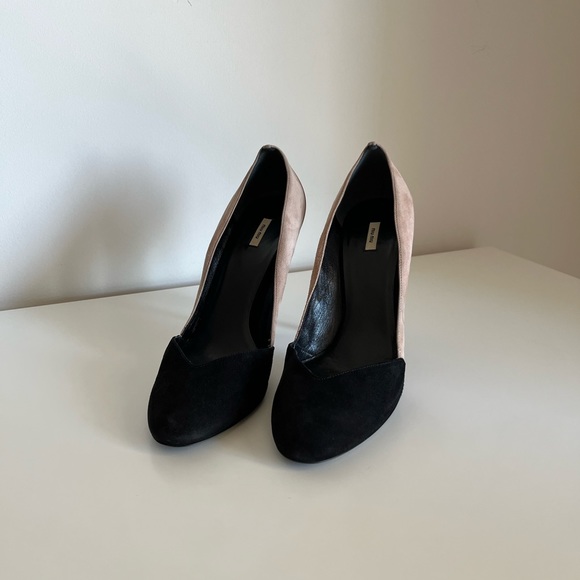 Miu Miu Two-Tone Colourblock Ombré Suede Sculpted Patent Leather Pumps - Picture 3 of 15